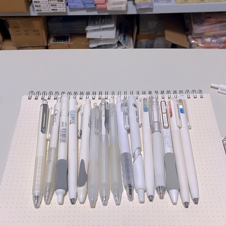 多品牌白杆黑笔混款15支