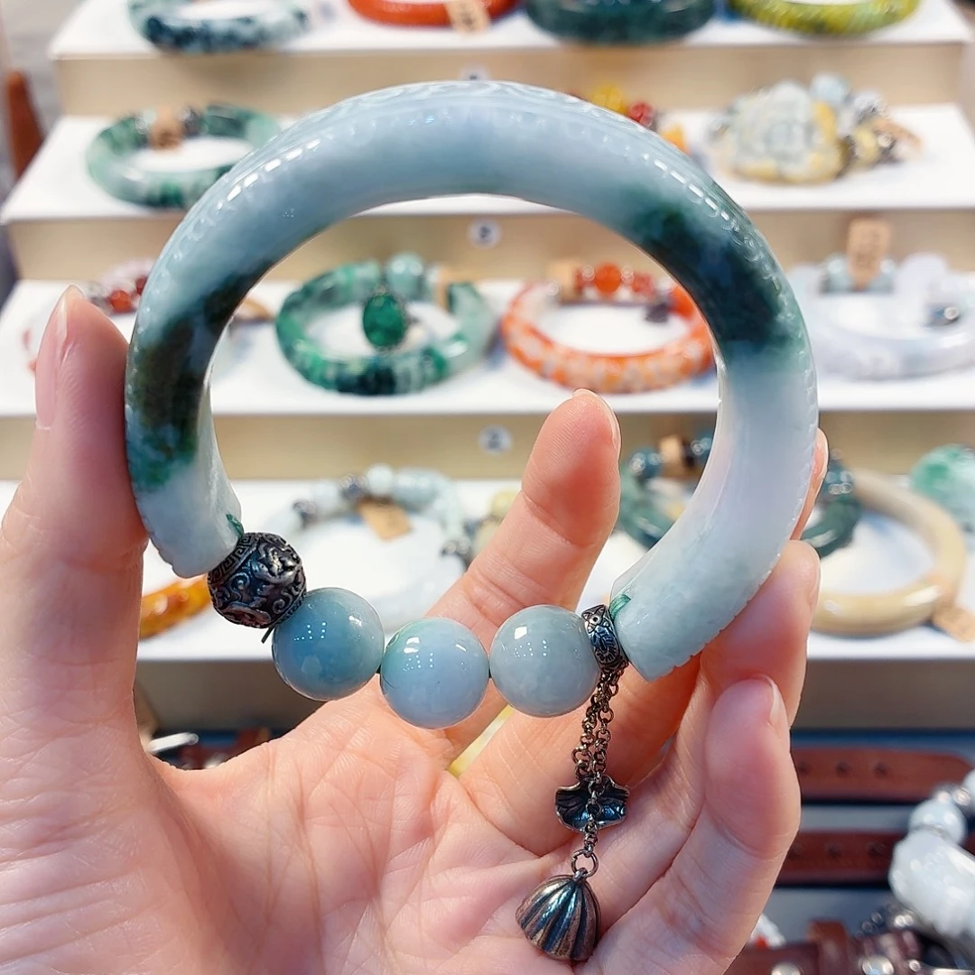 爱***姐翡翠未镶嵌手链手串