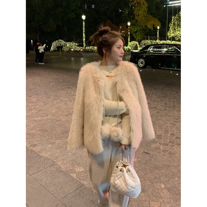 【ALINDM年终大清仓】冬胖mm宽松显瘦200斤托卡皮毛一体外套AS25214