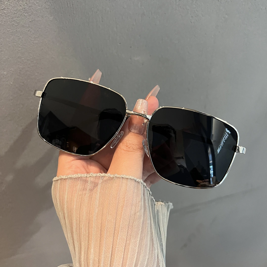 太阳镜开车遮阳镜夏季超轻复古银框墨镜男款偏光防紫外线镜架松紧