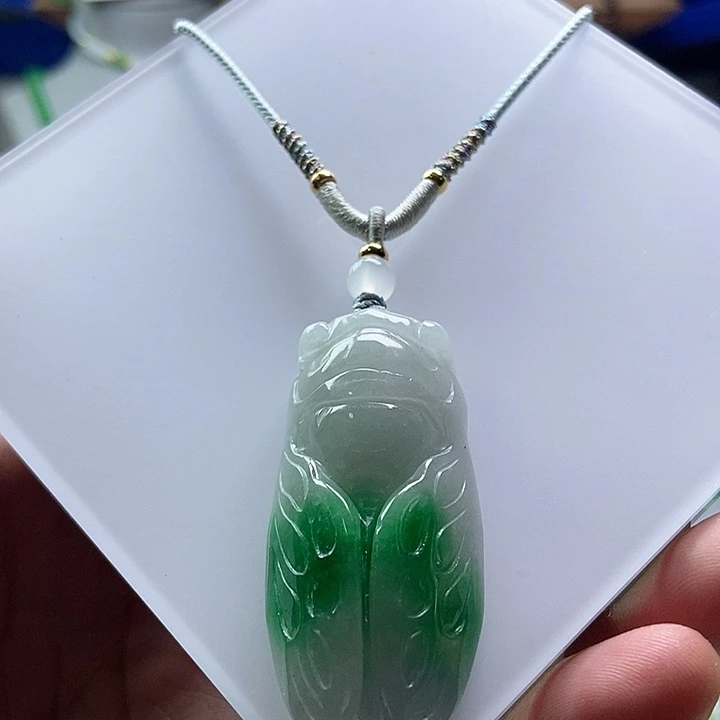 吊坠(赠链)未镶嵌翡翠