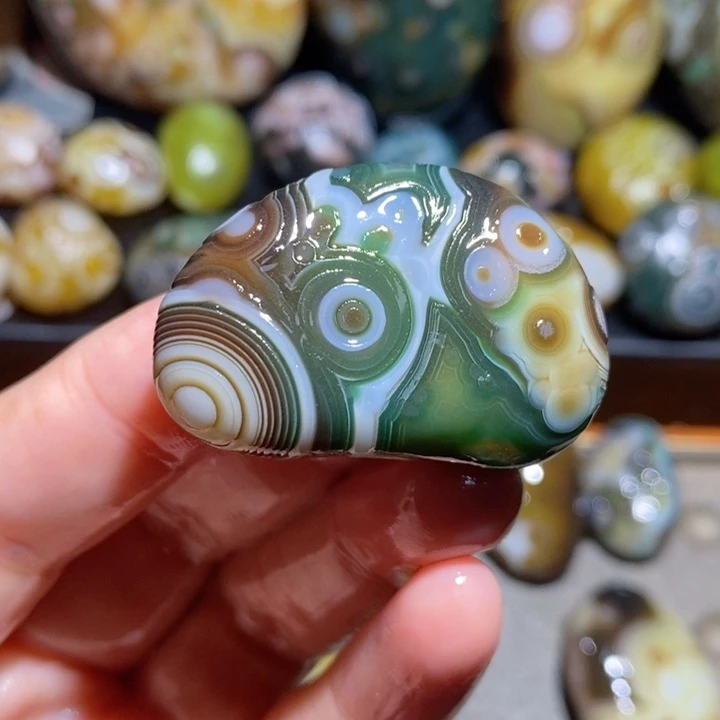 未镶嵌玛瑙/玉髓珠宝半成品110