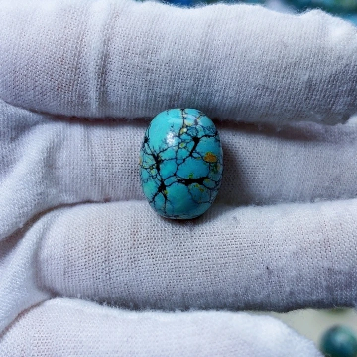 绿松石未镶嵌饰品