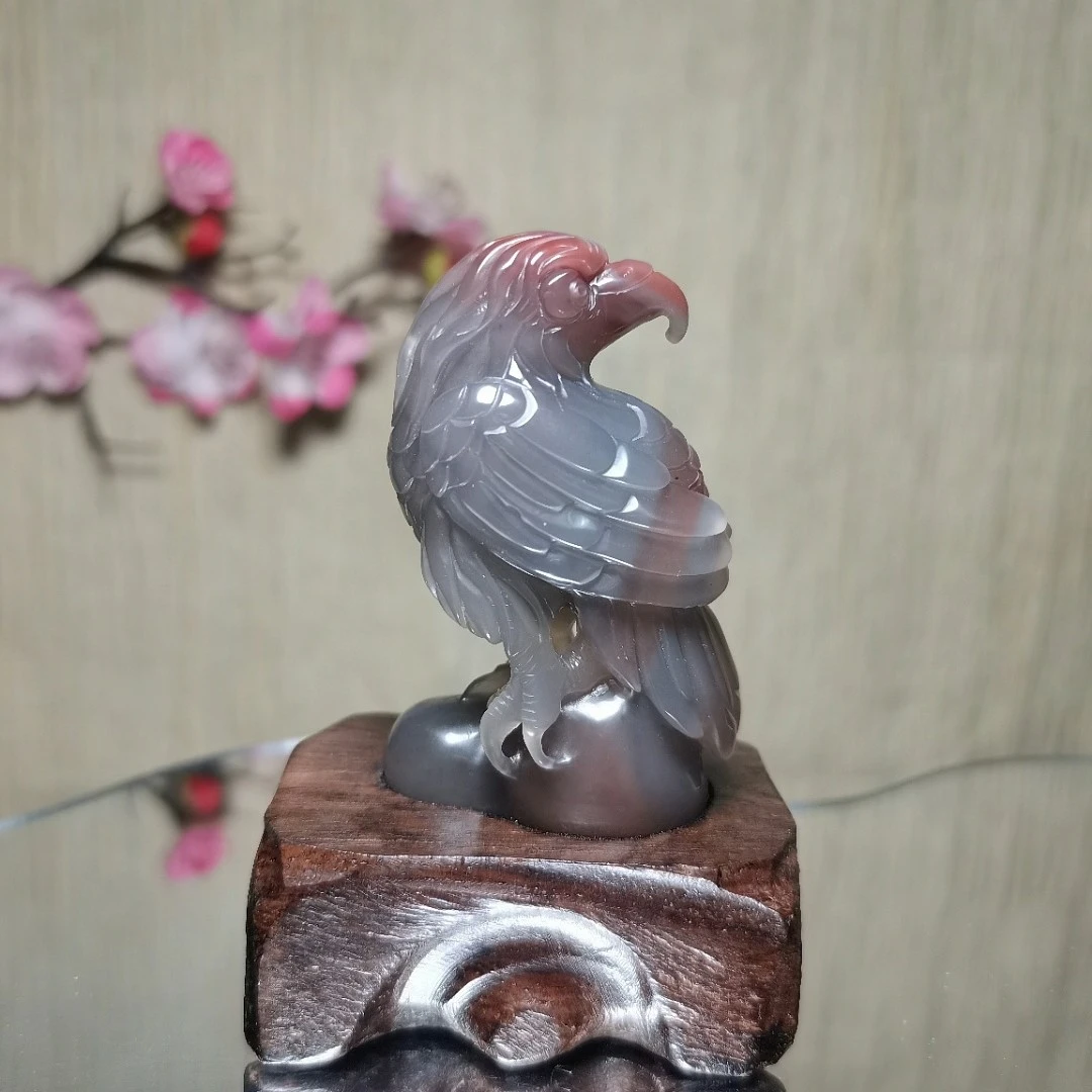 赢天下.鹰.纯天然秦紫玉紫紫绿玛瑙俏色精品摆件.手工立体精雕