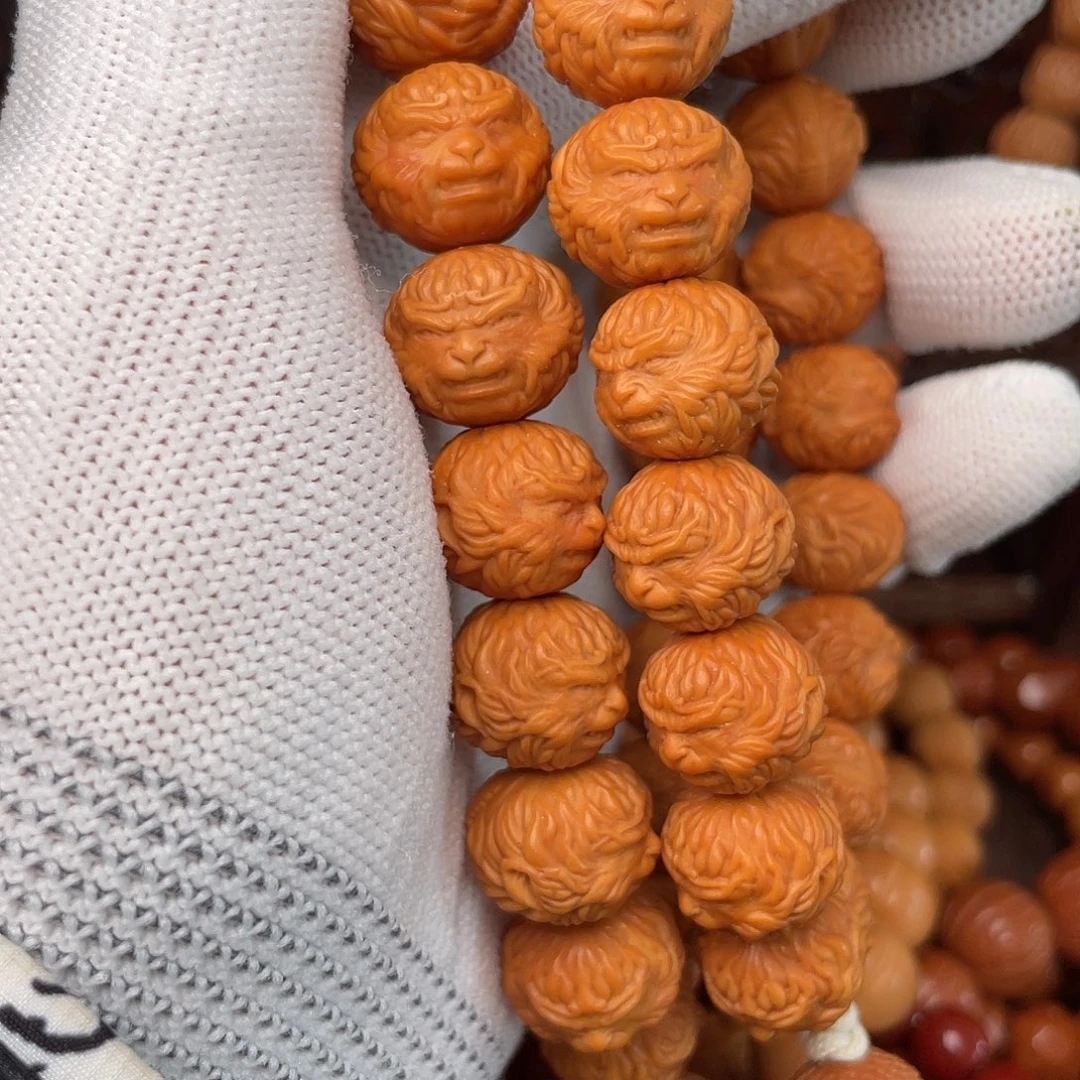 四***仪猴头核桃吊坠大圣手串