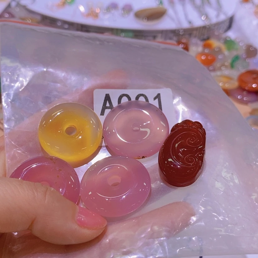 【闪购商品】未镶嵌颈饰玛瑙/玉髓神***头