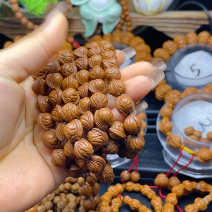 带***奔红红火火。红红火火