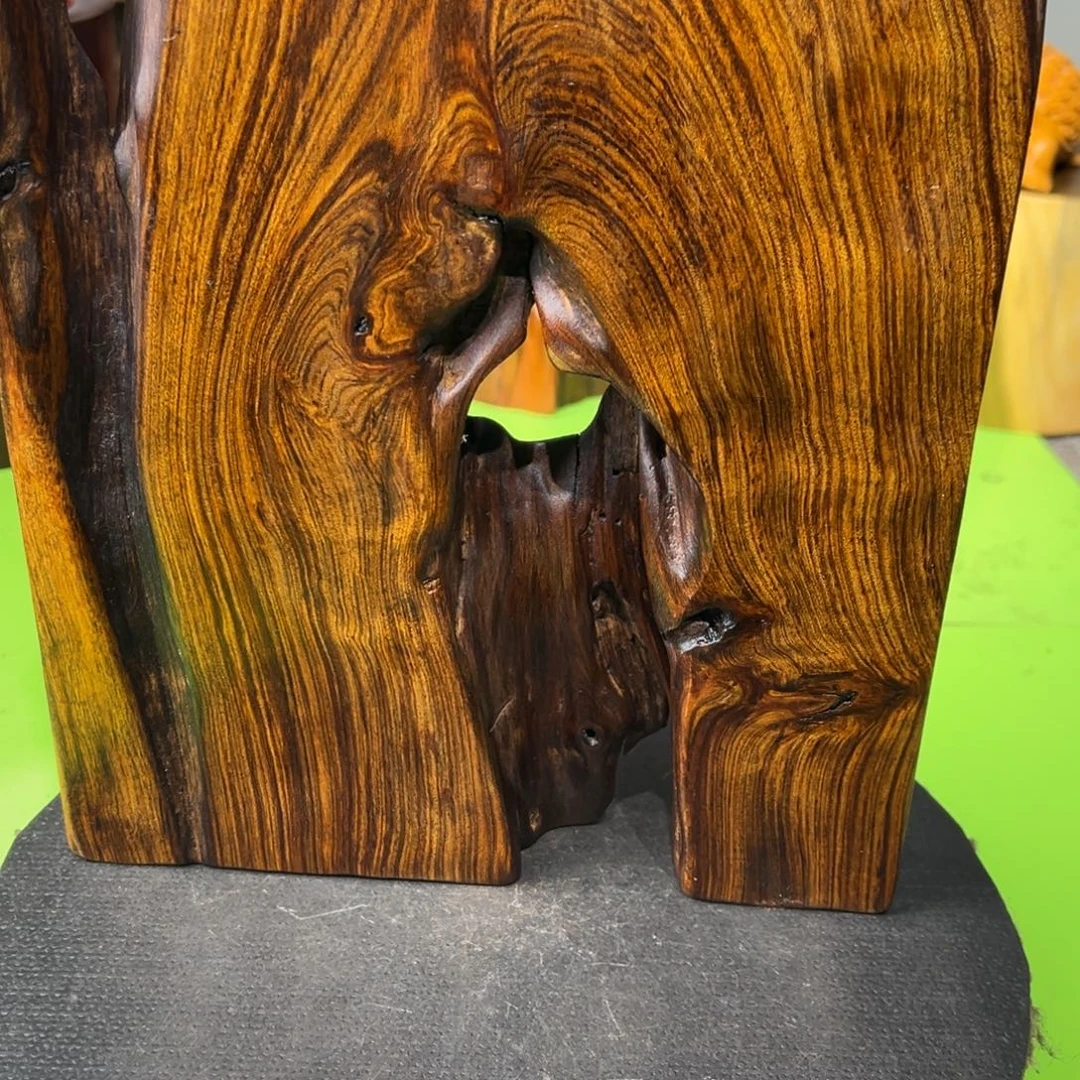 沙***鹰大果紫檀（缅甸花梨）