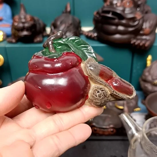 茶宠变色柿子花生茶宠摆件