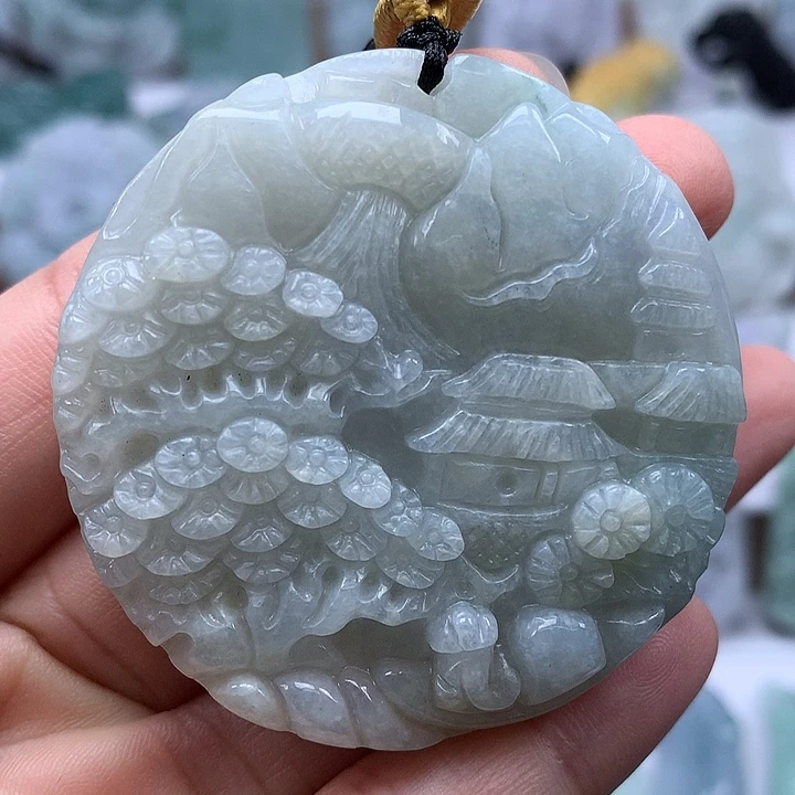 翡翠未镶嵌颈饰山水两面工艺福利