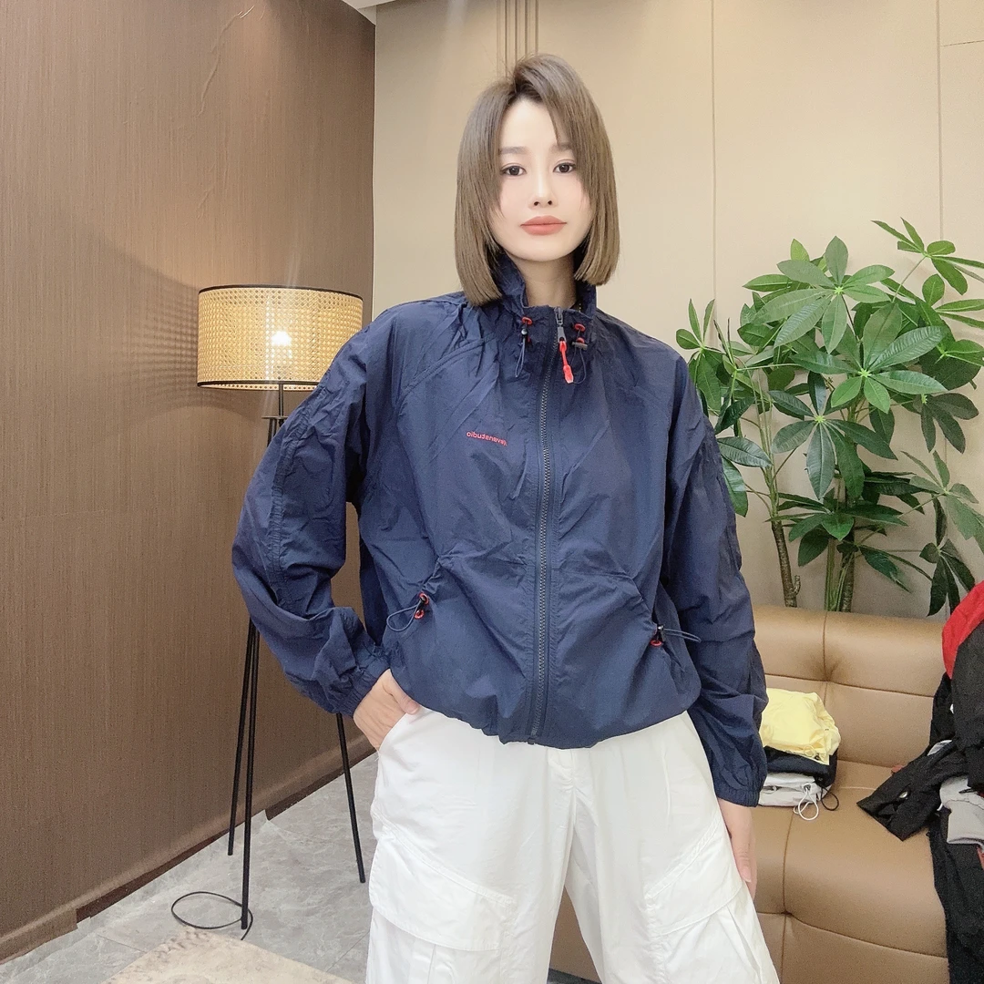 洋仔潮品 0323夏季新款立领简约字母款显瘦外套