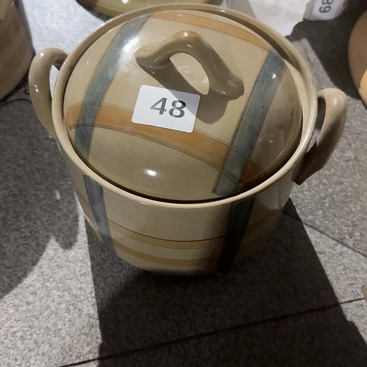 瓷片陶瓷盘子碗啥都有