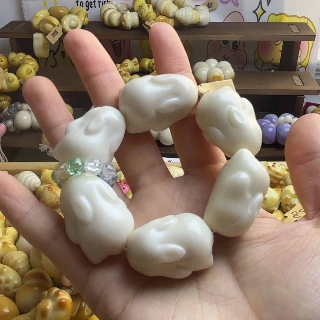 L***7吊坠菩提根/象牙果全品