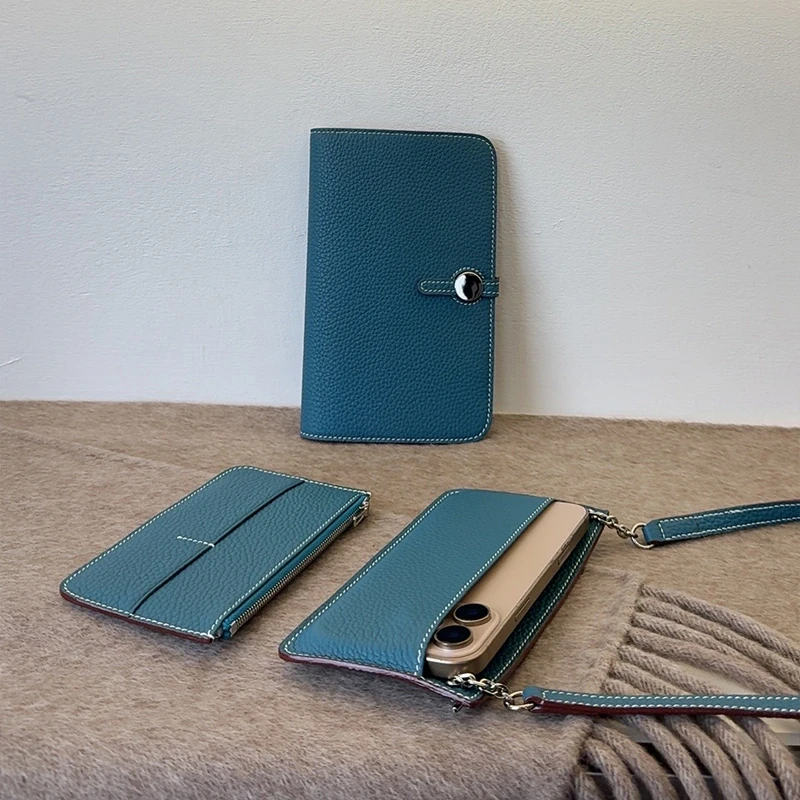 CaitinKaie轻奢--蜡线全钢五金头层牛皮三合一护照斜挎1560手机包