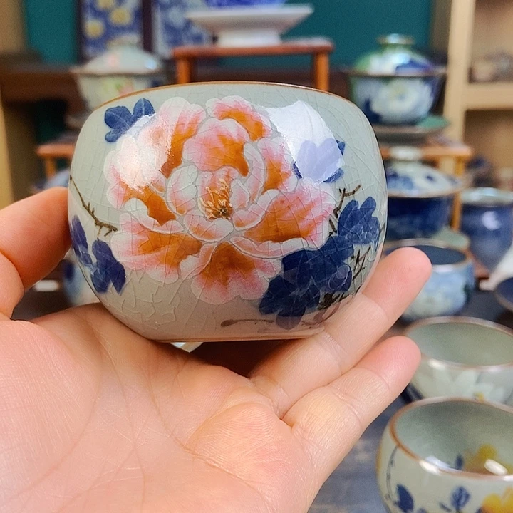 瓷片手工制作工艺精湛等