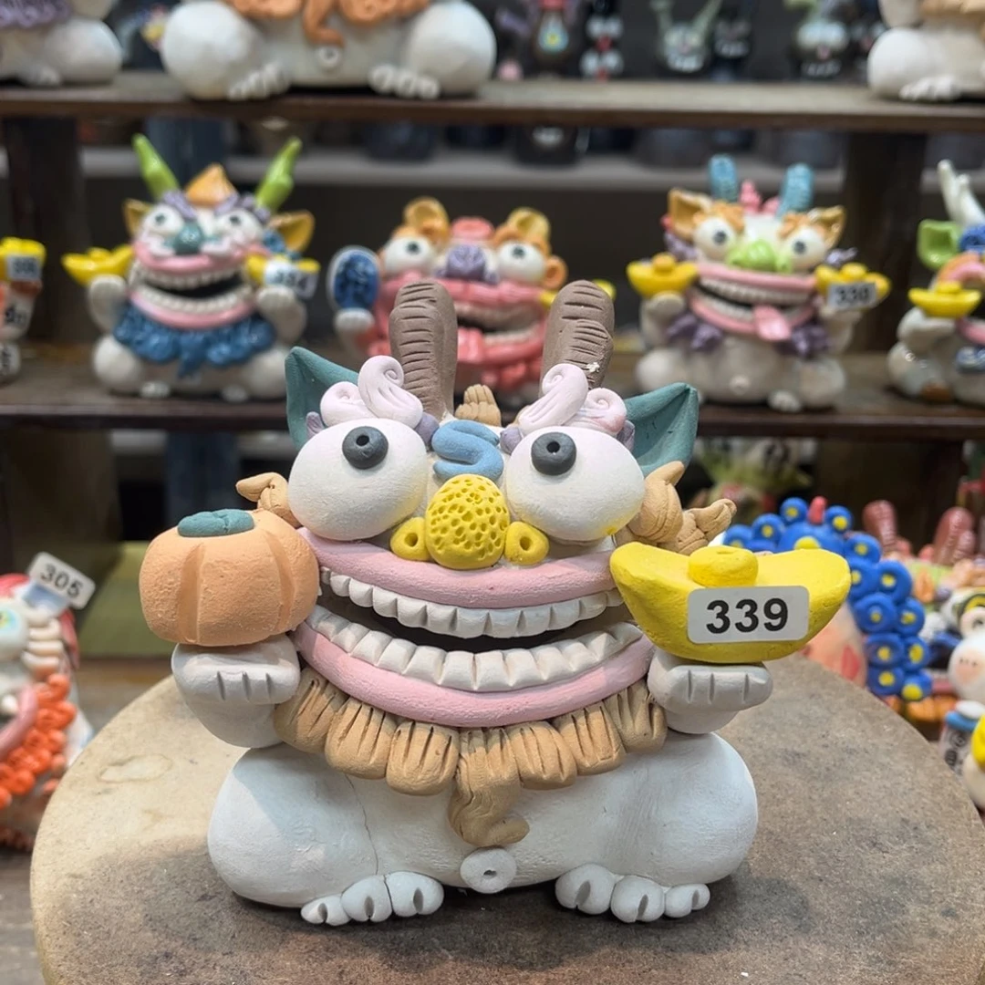 陶瓷纯手工抽象陶瓷摆件339