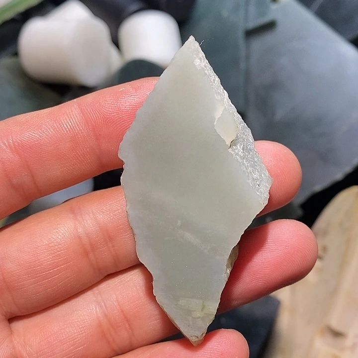 和田玉未镶嵌珠宝半成品