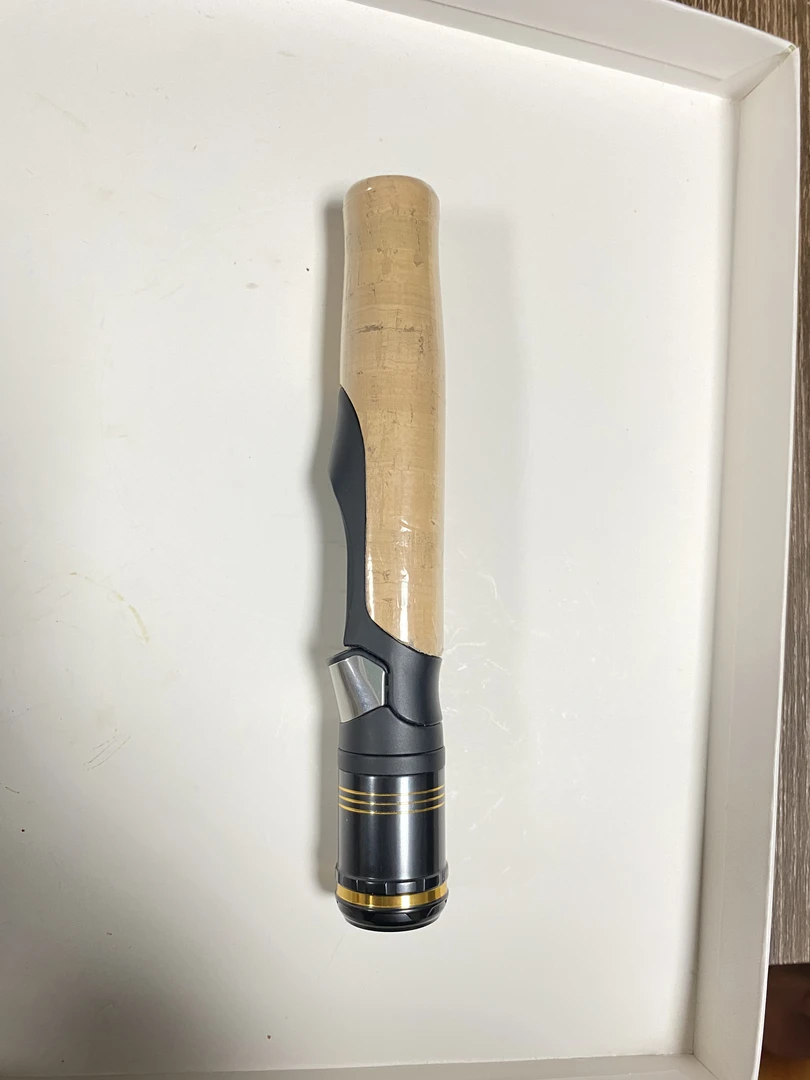 滑漂竿软木轮座，内径18 m m，重量3 7. 5克