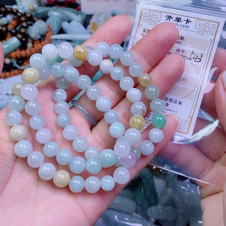 翡翠未镶嵌颈饰吊坠