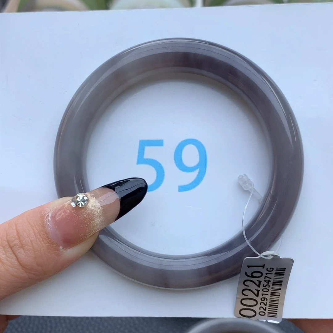 和田玉手镯未镶嵌不***?