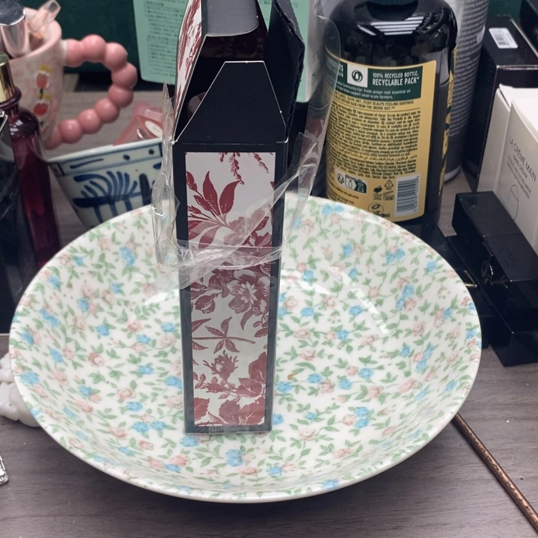 茶盏?****?哈哈哈哈哈哈哈哈哈