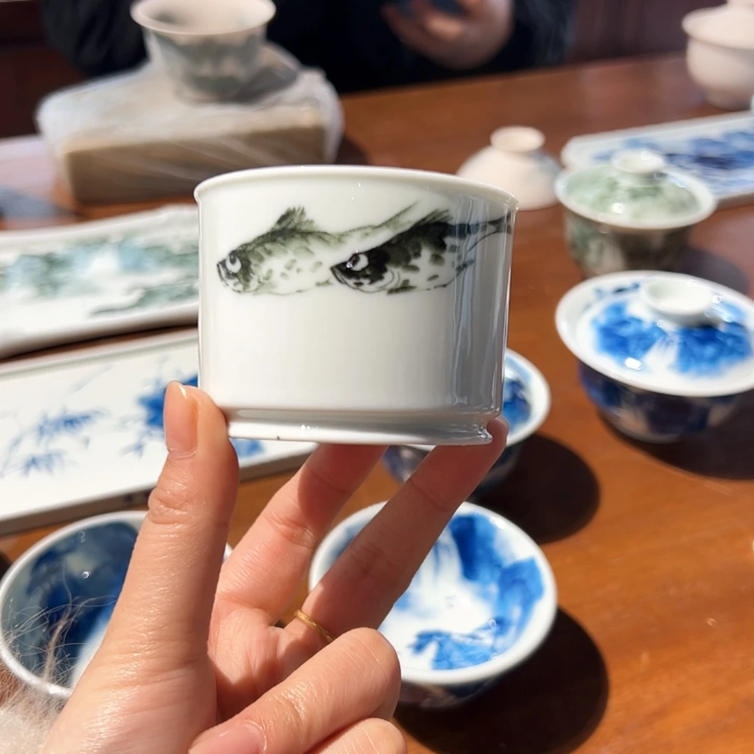 杯嘿*青花手绘山水主人杯