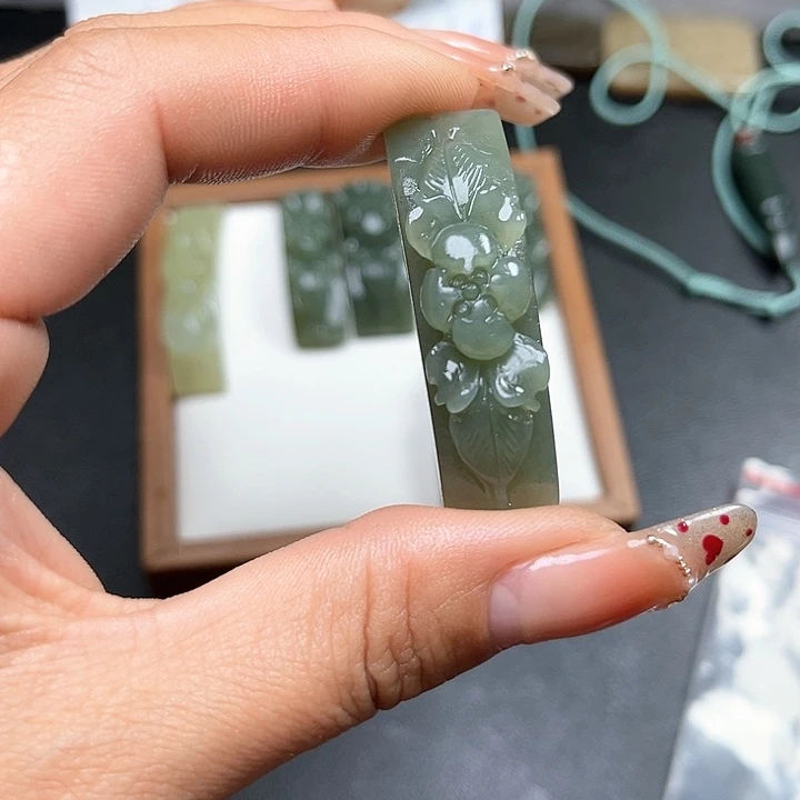 【闪购商品】和田玉颈饰未镶嵌有***伴