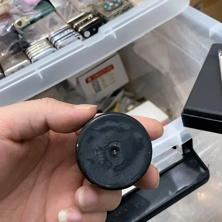 熊****充气打火机充气耗材