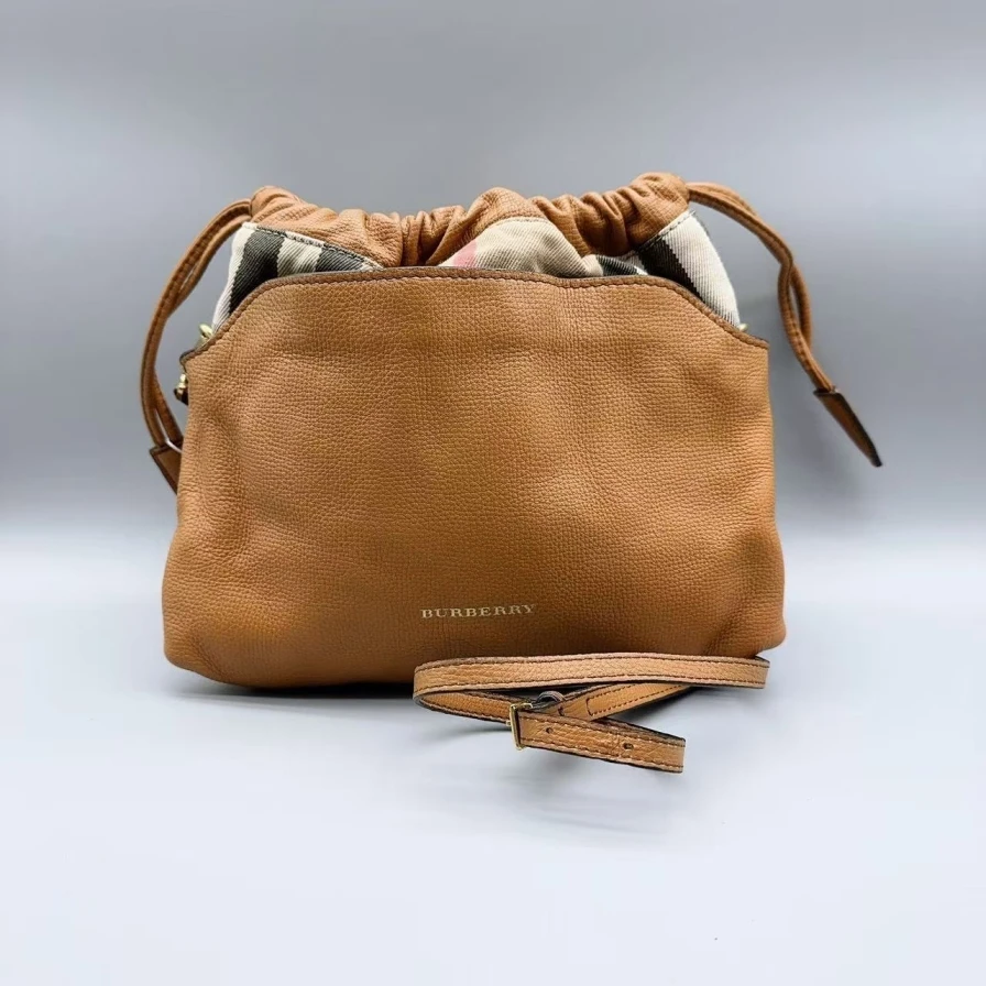 95新 BURBERRY/博柏利 浅棕色拼格纹水桶 1612 3963