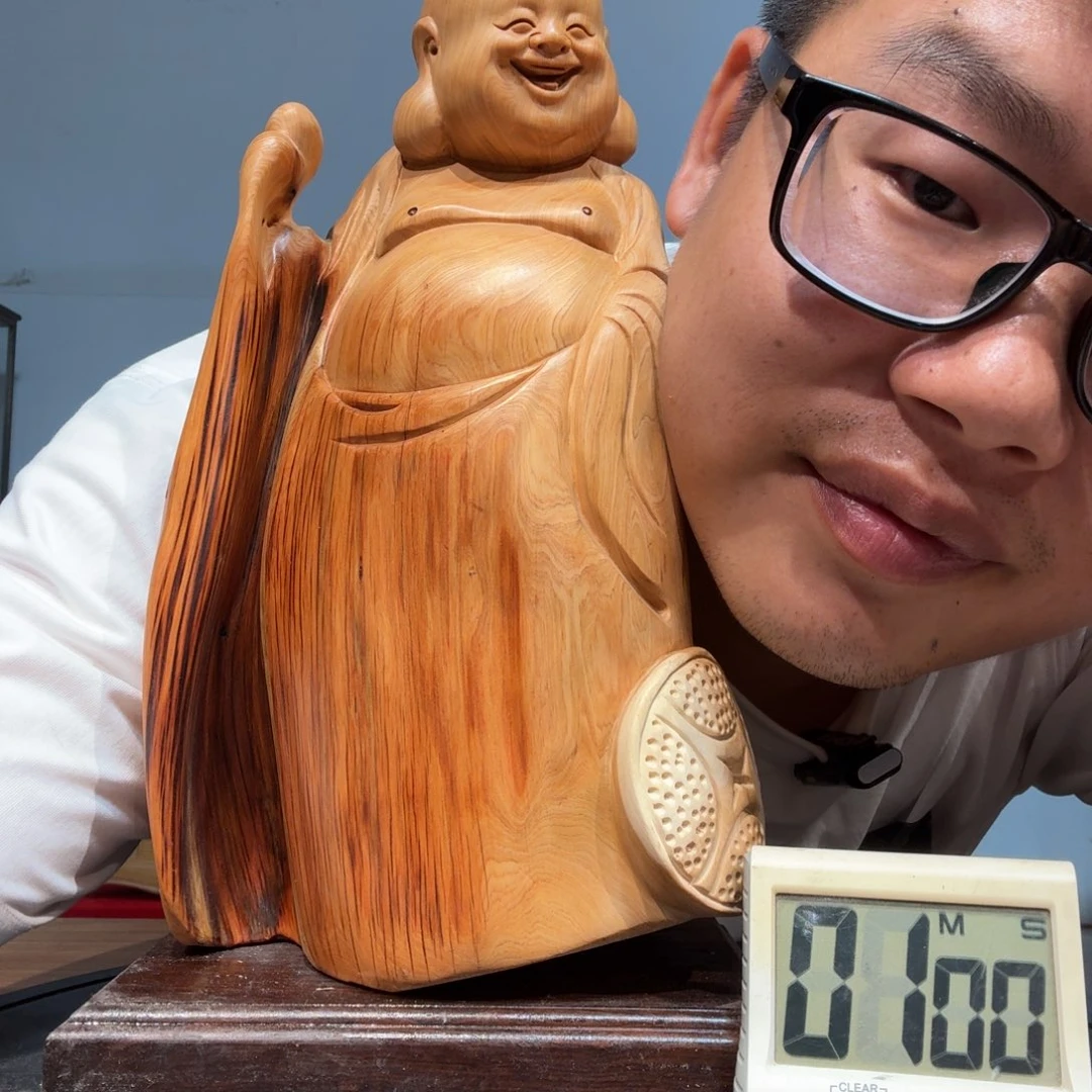 雨***虹柏木手工雕刻开心弥勒
