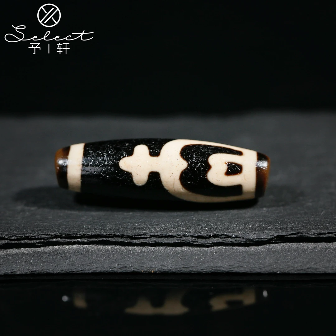 予轩出品；行运任晓攀亲工黑签超顶爆砂双宝瓶41.6*12.4mm玛瑙吊坠