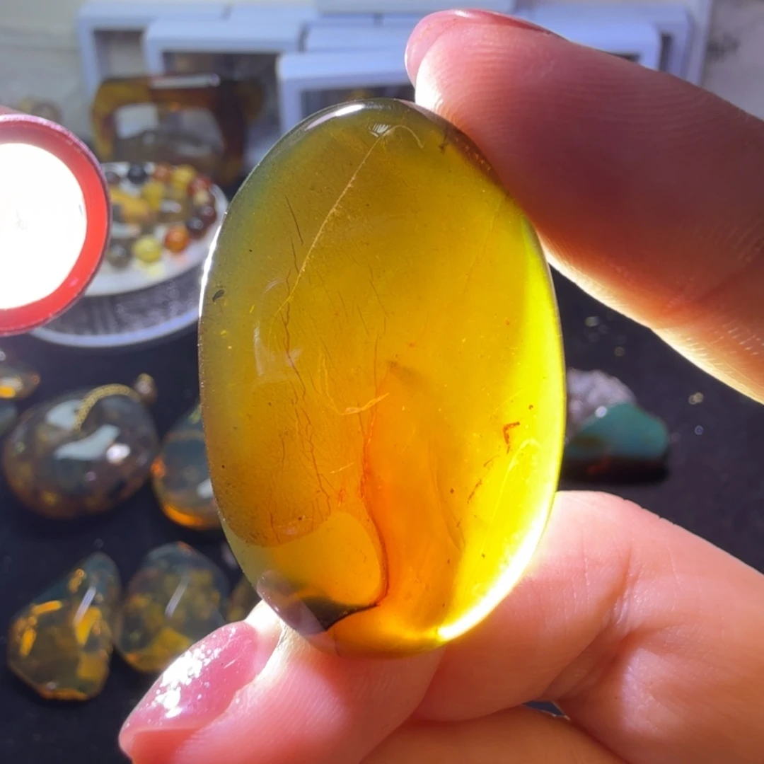裸石琥珀未镶嵌25
