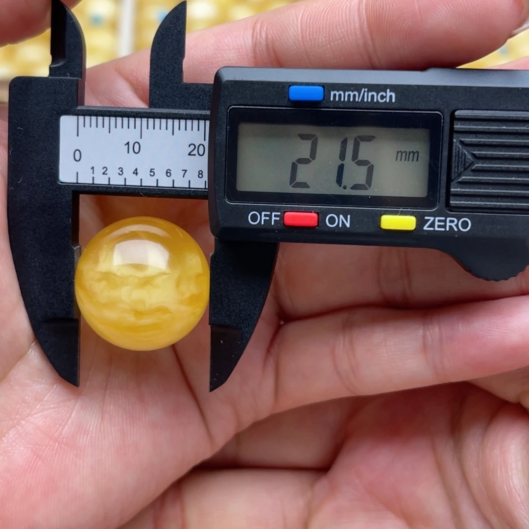 琥珀未镶嵌裸石蜜蜡圆珠笑