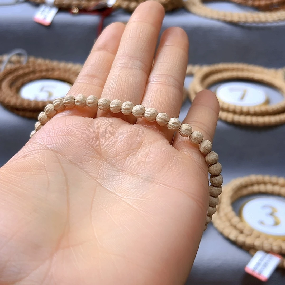 柏香籽/百香籽手串鲳*