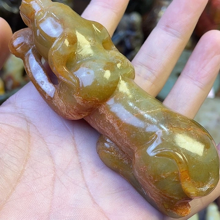 未镶嵌和田玉（糖玉）挂件