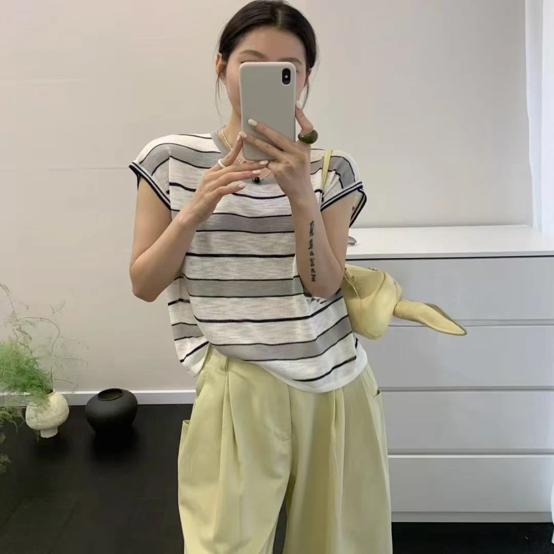 【T1-T100】夏雪儿圆领纯色夏季短袖极简风