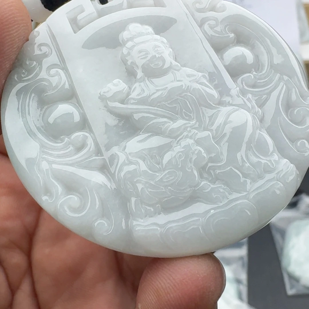 翡翠未镶嵌颈饰天然缅甸A货翡翠