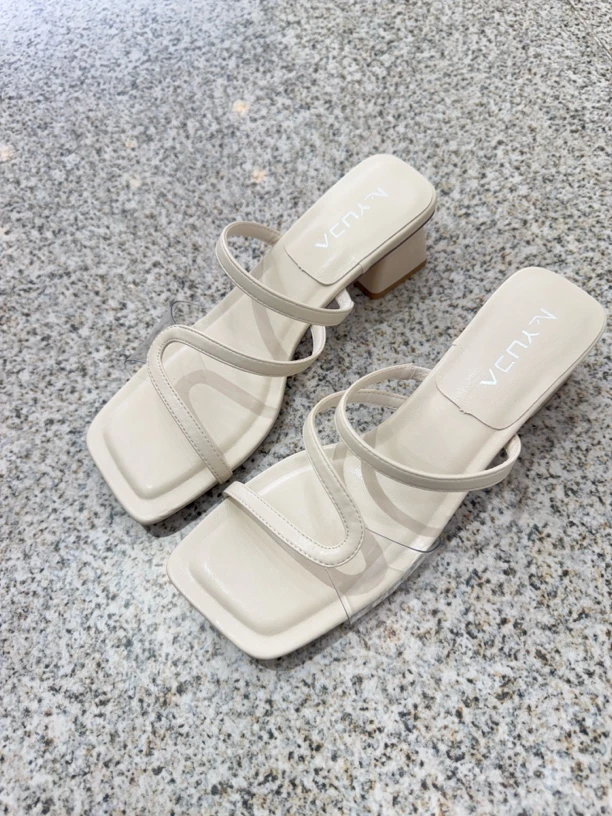 高跟粗跟外穿温婉风女时装凉鞋方头凉鞋拼接网红韩系