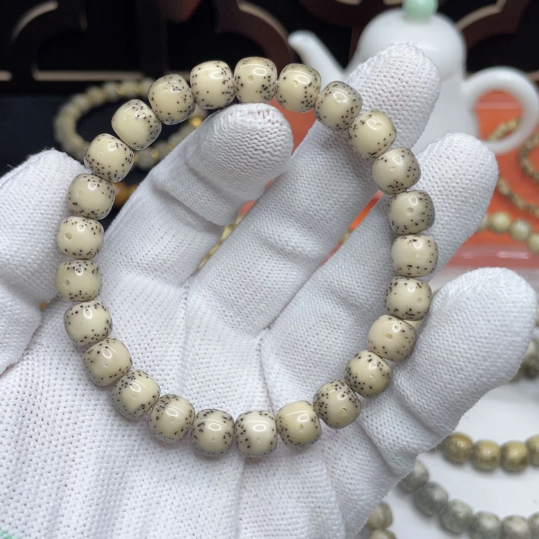 星月菩提吊坠31。9/8骨瓷白通体留白