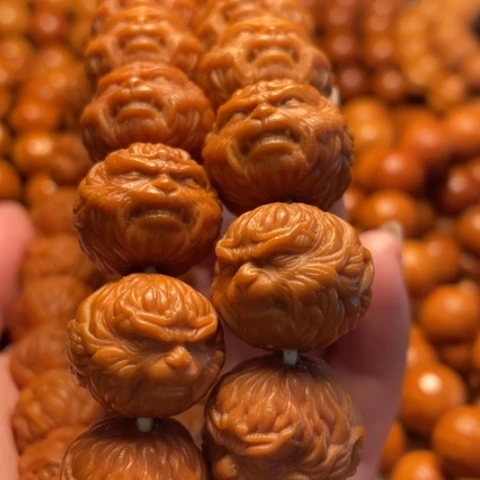 手串猴头核桃华****贾舞台