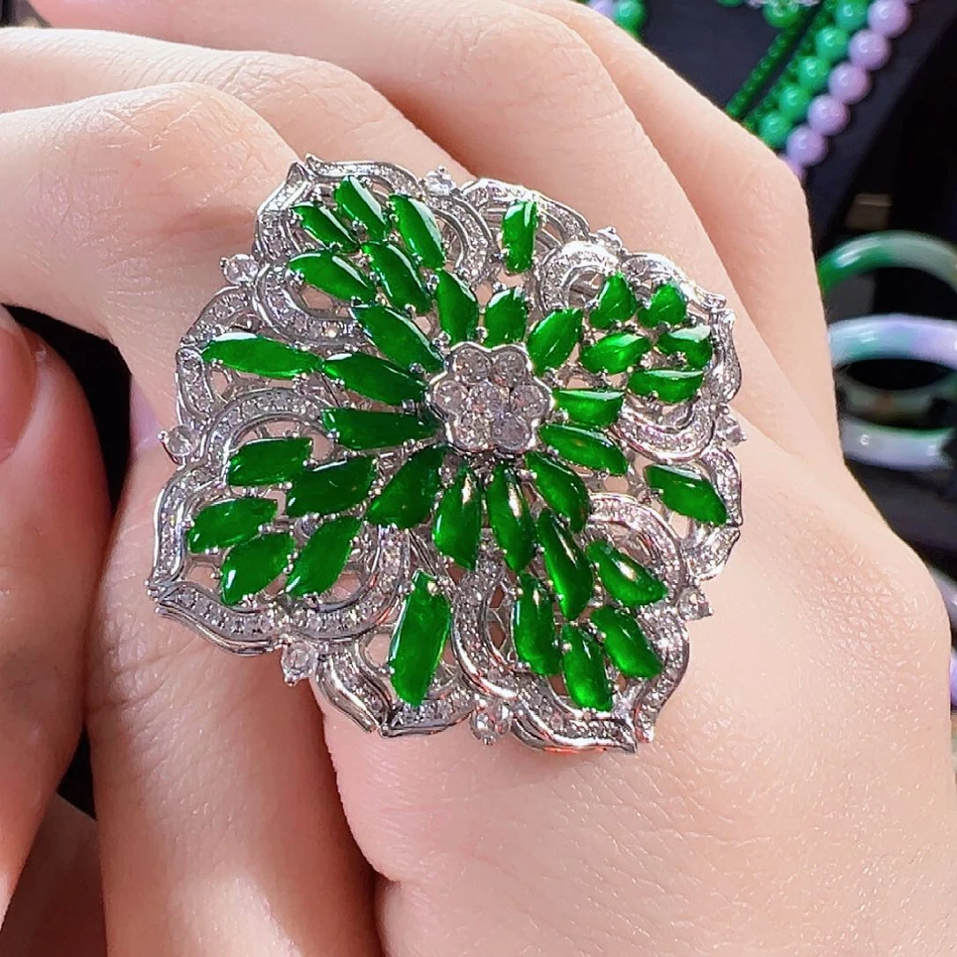 翡翠18K金镶嵌戒指签收后24小时鉴赏期