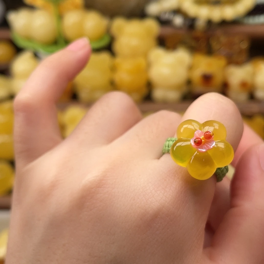 琥珀未镶嵌珠宝奇石