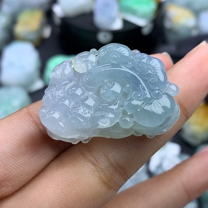 翡翠未镶嵌颈饰天然