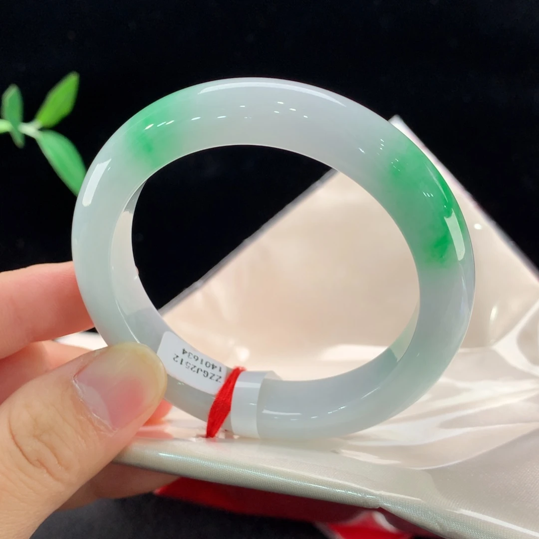 翡翠未镶嵌手镯1634