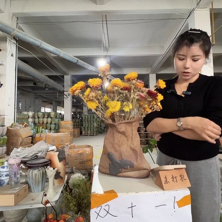 景德镇陶瓷花瓶厂家