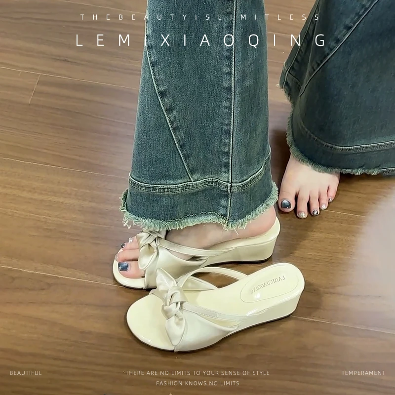 宽胖版~女款爆款2025新款拖鞋女外穿配裙子厚底增高大码女鞋41-43