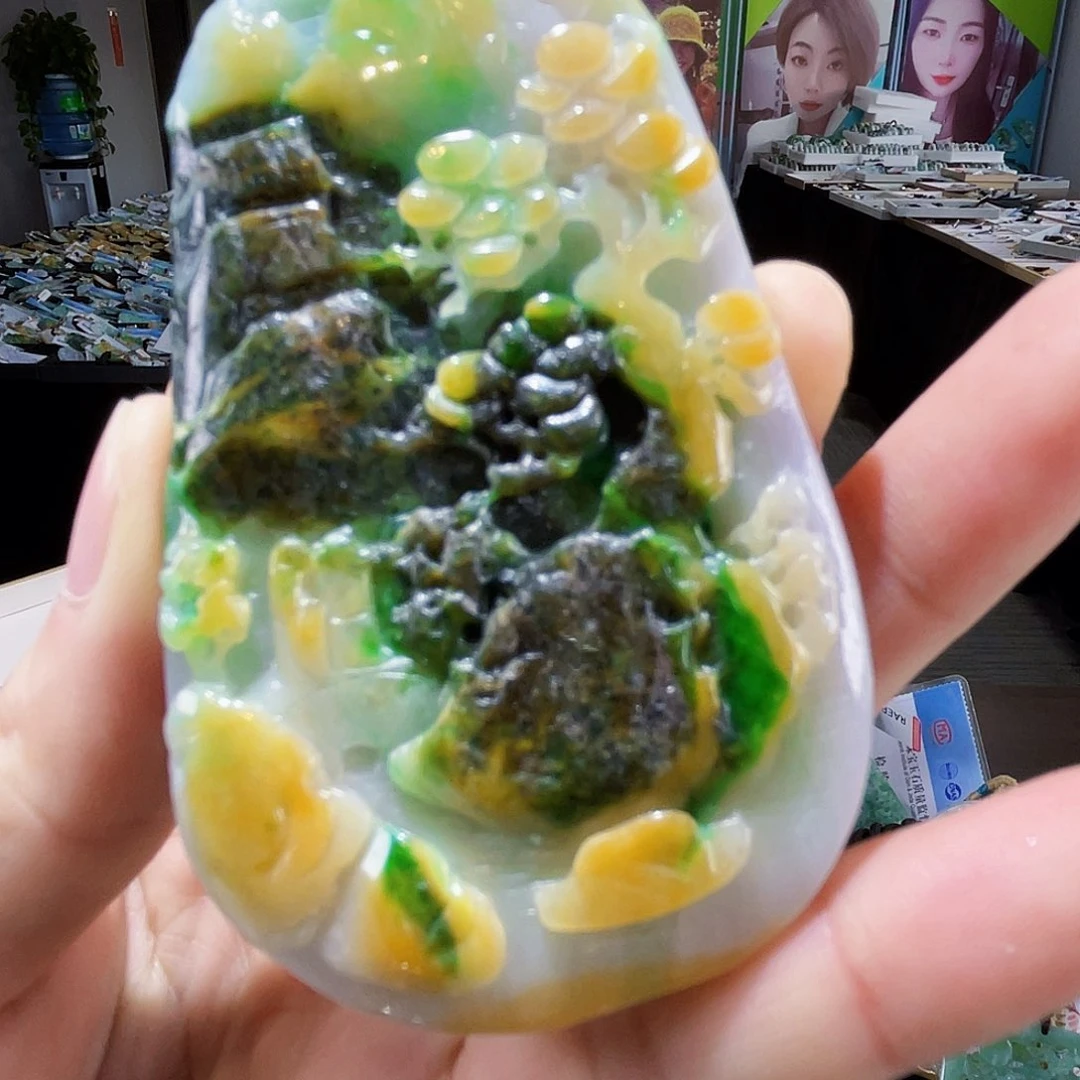 颈饰未镶嵌翡翠一