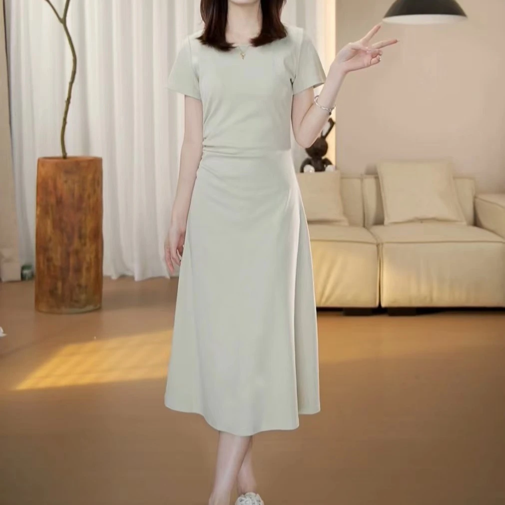 【现货】夏季新款法式显瘦收腰小众温柔设计感连衣裙