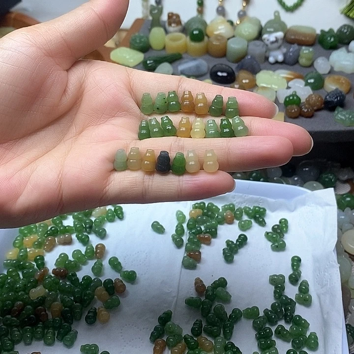 未镶嵌和田玉挂件葫芦19.9一个多样性发其一