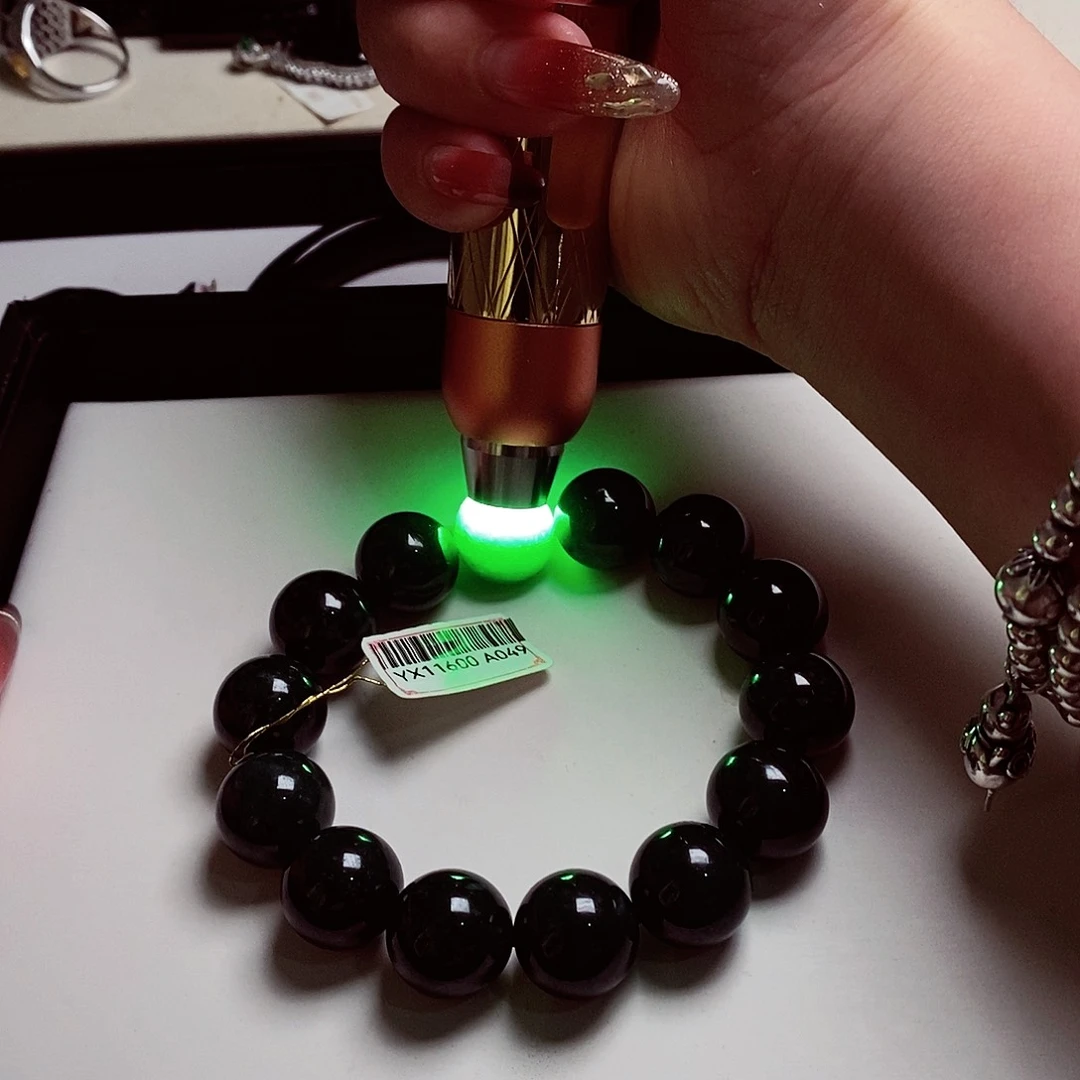 散珠翡翠天然缅料A货卡15.6手串049